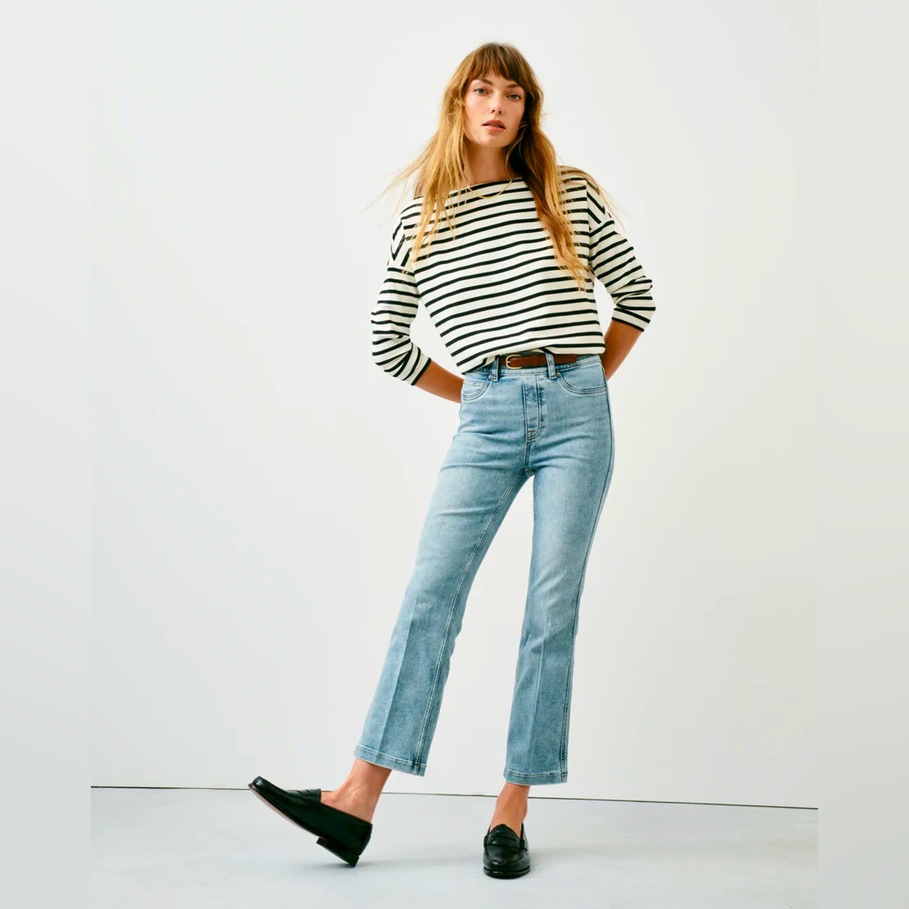 NWT Spanx Cropped Kick Flare Jeans (SOLD OUT)